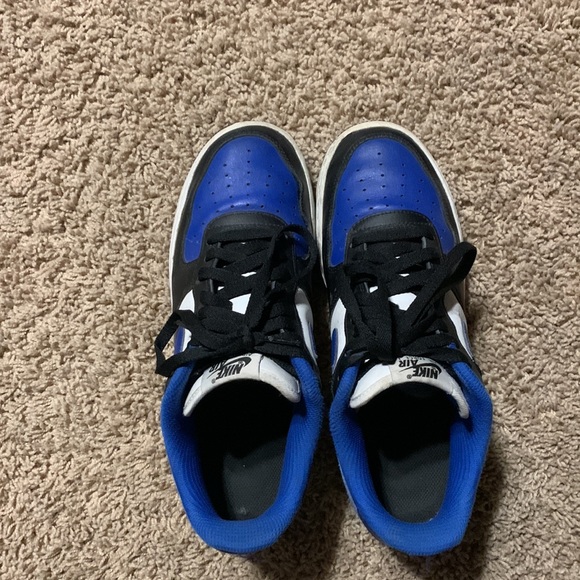 Shoes - Picture 2 of 3